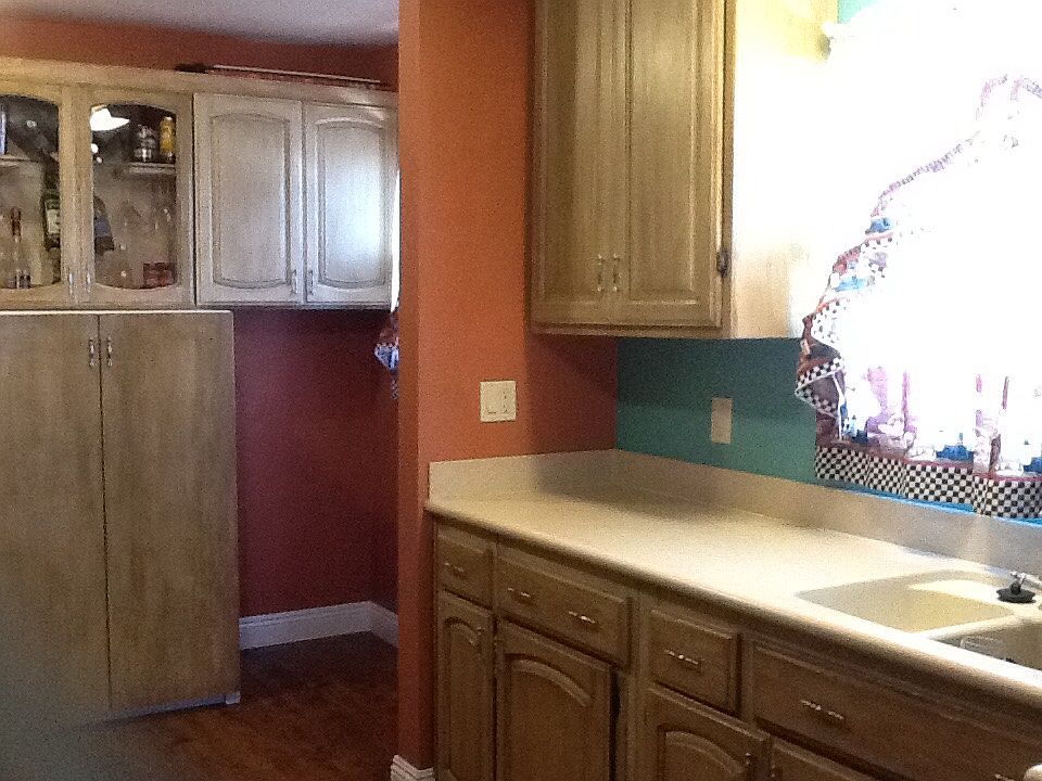 2nd image of 206 E Barnett St