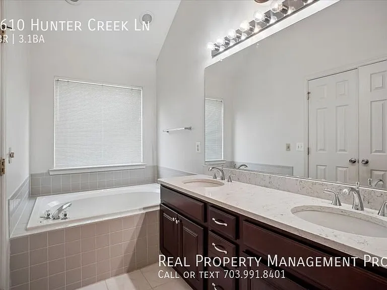 6610 Hunter Creek Ln — Photo 16