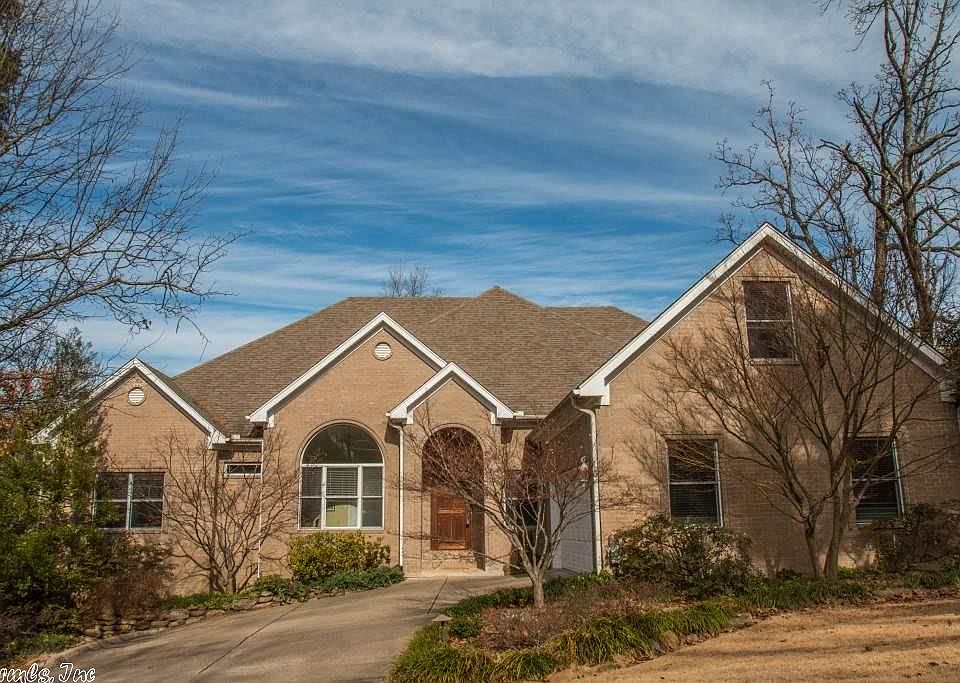 1st image of 40 Inverness Cir