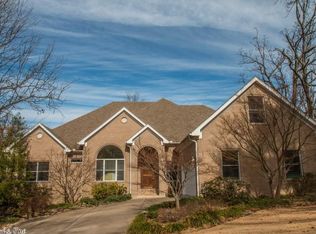 40 Inverness Cir, Little Rock, AR 72212