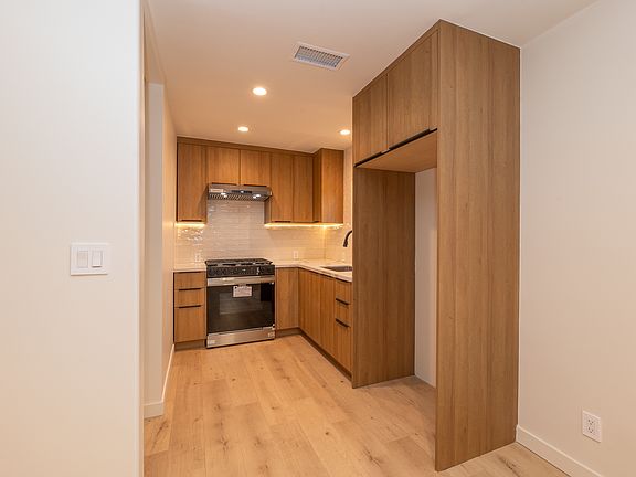Refrigerator Will Be Included
