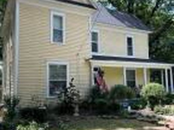 602 S Denver Ave, Russellville, AR 72801