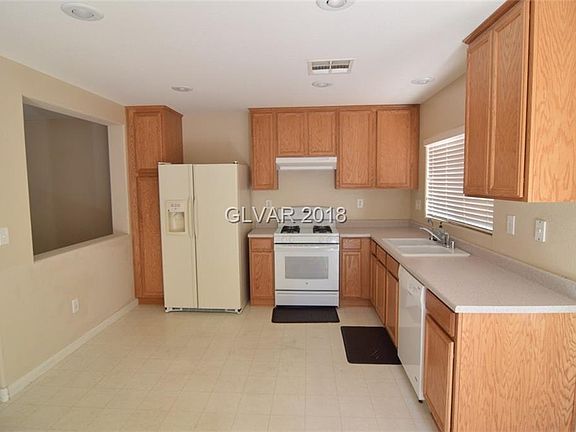 3rd image of 9341 Fort Bayard Ave
