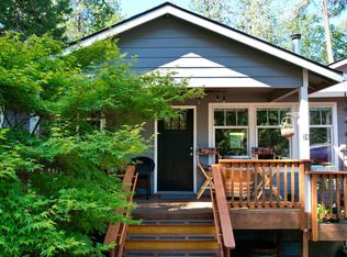 24 Pine St, Shady Cove, OR 97539