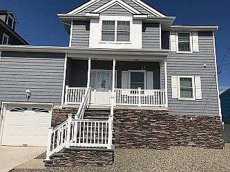 1st image of 247 Cedar Dr