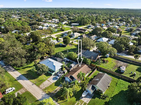 5th image of 1640 SW 21st Avenue