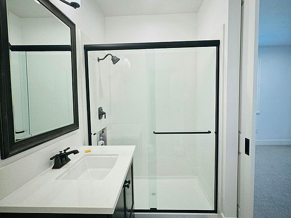 5th image of 175 Raven Cir
