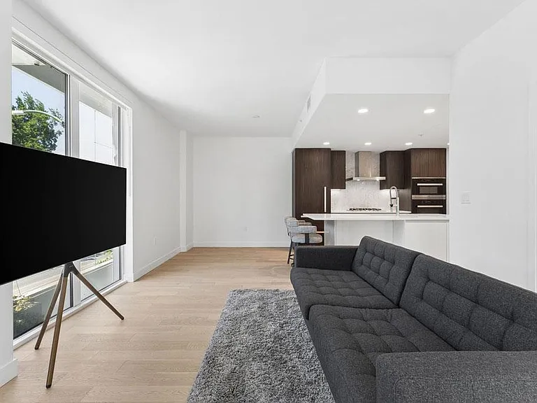 2888 Arbutus St #205 — Photo 7
