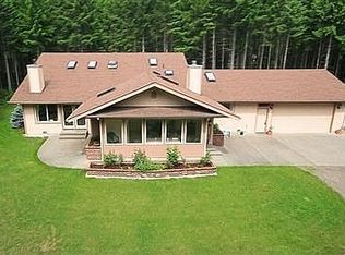 3902 SW Huckleberry Rd, Pt Orchard, WA 98367