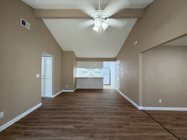 6906 Trovita Way #6906 — Photo 6