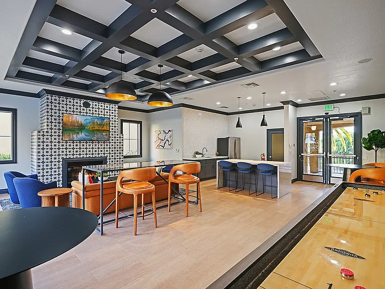 Pinnacle at Fullerton — Photo 19