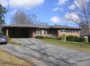 1799 Poinsettia Dr, Marietta, GA 30062