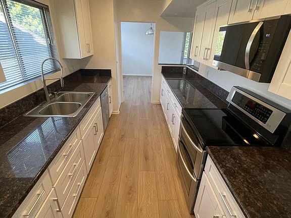 5th image of 9930 Durant Dr APT 4