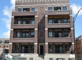 1324 W Grand Ave APT 3E, Chicago, IL 60642