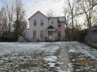 817 W 9th St, Davenport, IA