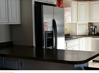 16 Hilltop Ave, Lewiston, ME 04240