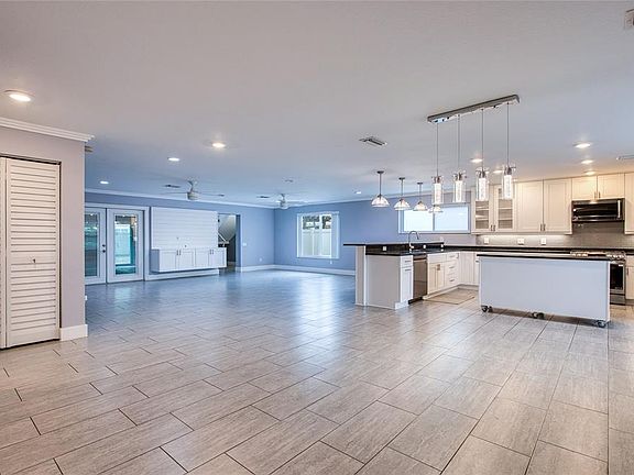 4th image of 6408 7TH AVENUE N