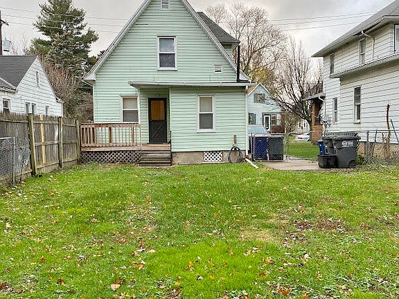 5th image of 541 Myers St