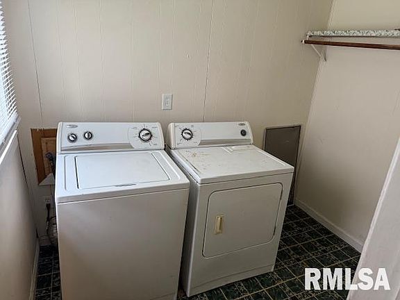 3rd image of 316 Lynda Dr