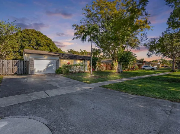 10213 SW 51st Street Street, Cooper City, FL 33328