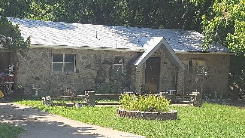 1st image of 3040 N Tucker Ave
