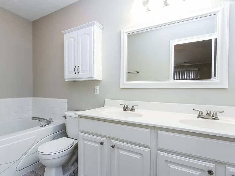 1108 Newgate Cir — Photo 14