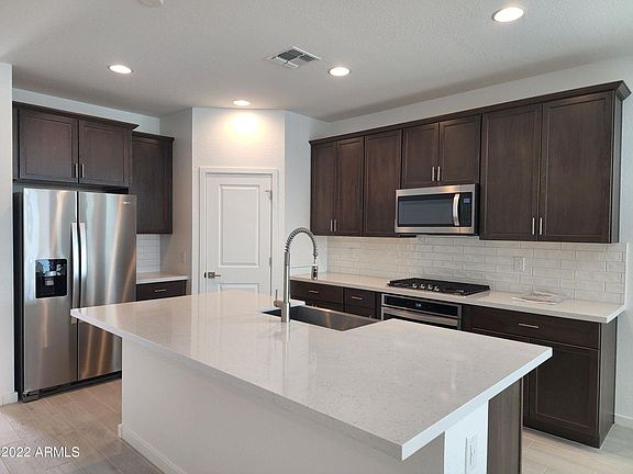 3rd image of 4506 W Greenleaf Dr