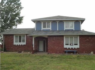 7811 Buena Vista Dr, Valley Center, KS 67147
