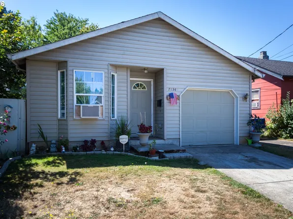 7134 N Leonard St, Portland, OR 97203