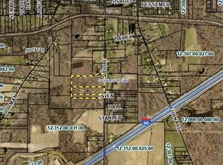 Middle Rd, Conneaut, OH 44030