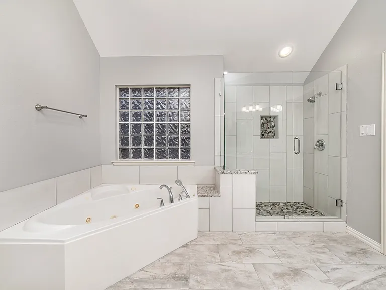 5801 Yeary Rd — Photo 10