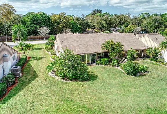 3rd image of 5665 Westwind Ln