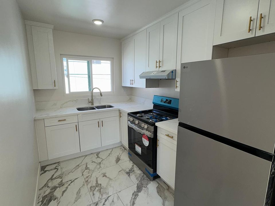 1st image of 1757 N Serrano Ave APT 206