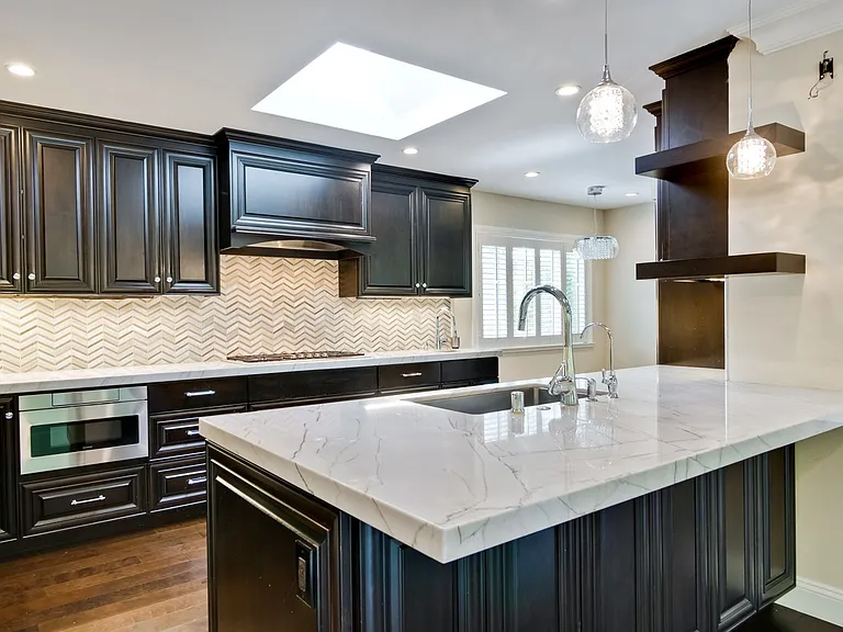 491 Guadalupe Dr — Photo 1