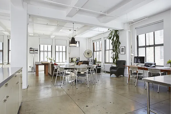 Sold by Stribling | media 4