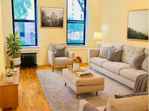 172 East 92nd Street image 1 of 7