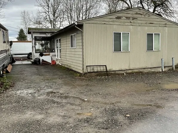 17726 SE Foster Rd, Damascus, OR 97089
