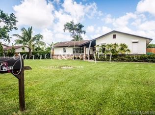 32025 SW 200th Ct, Homestead, FL 33030