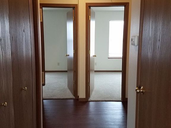 2nd image of 215 Tanglewood Dr APT D