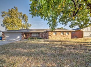 2203 Flamingo Ln, Duncan, OK 73533