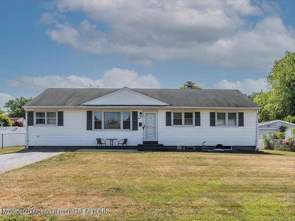 1st image of 217 Sharon Drive