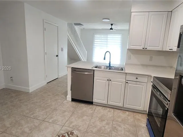 1599 Veracruz Ln — Photo 18