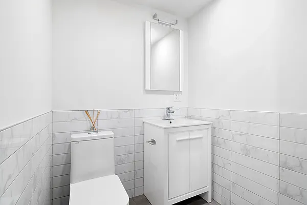 Rented by Compass | media 9