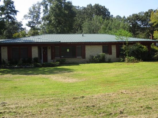 Property at 627 E 2nd Ave, Morton, MS 39117