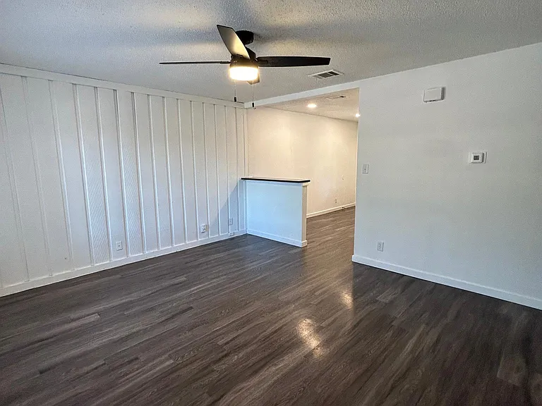 3318 Dolphin Dr #C — Photo 5