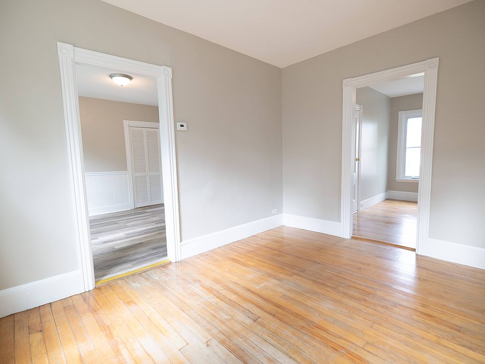 Bedroom, with exits to the second bedroom and dining room