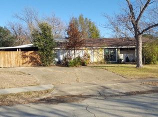 3724 Windsor St, Irving, TX 75062