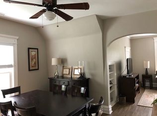 1567 Dewey Ave #2, Evanston, IL 60201