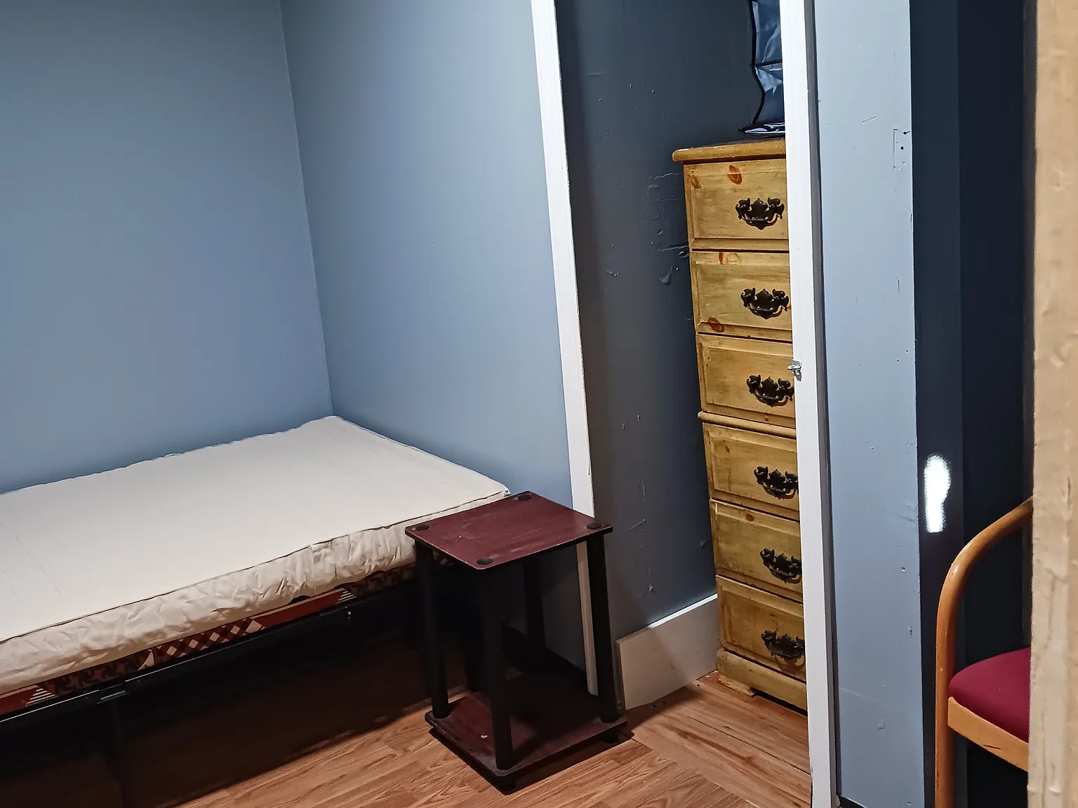 2 bed, 1000 sqft, $500 — Photo 2