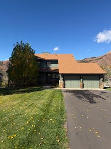 645 Canyon Creek Dr, Glenwood Springs, CO, 81601